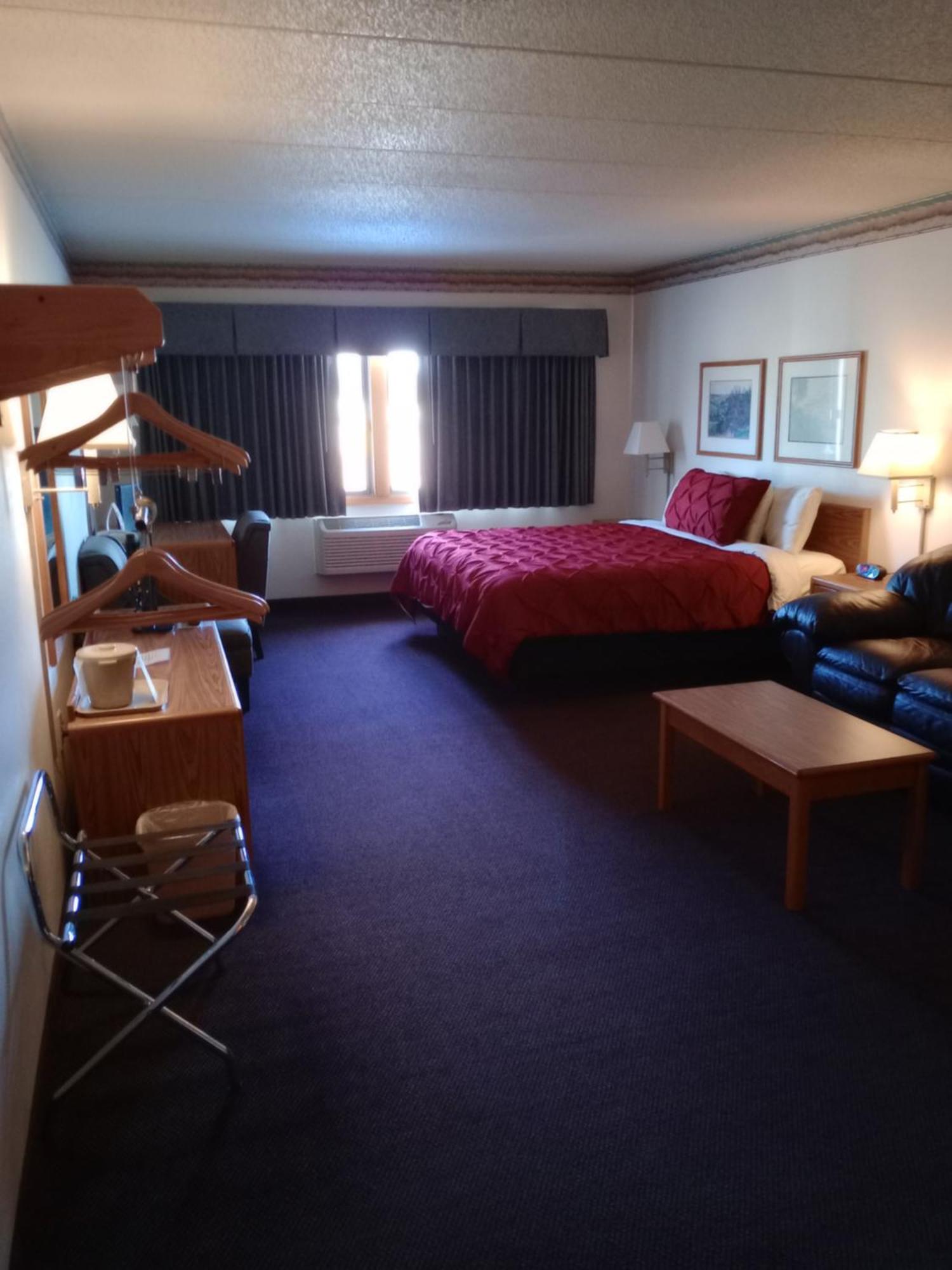 Fairbridge Inn & Suites Thorp Kültér fotó