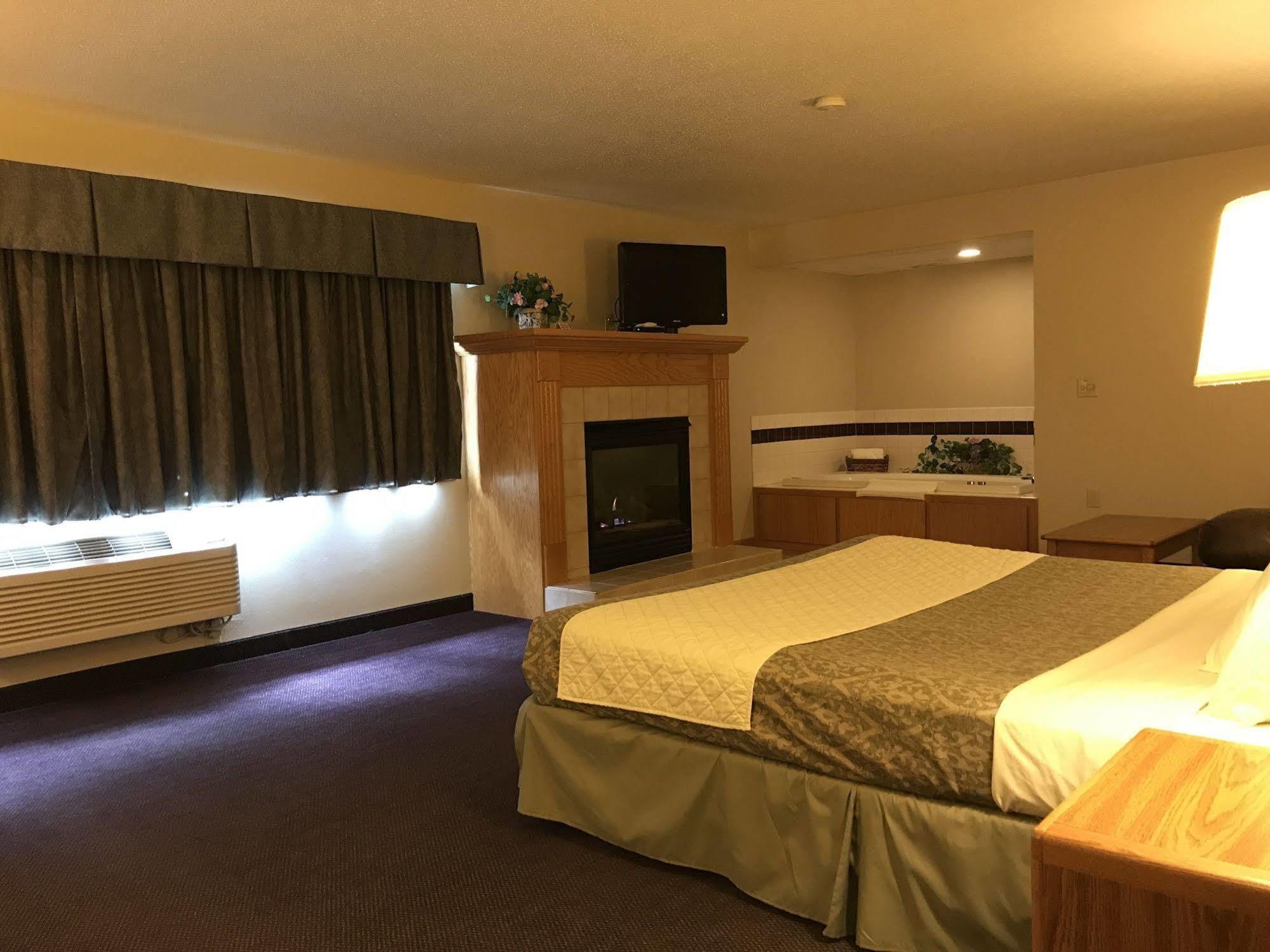 Fairbridge Inn & Suites Thorp Kültér fotó