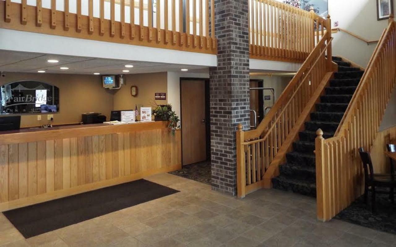 Fairbridge Inn & Suites Thorp Kültér fotó